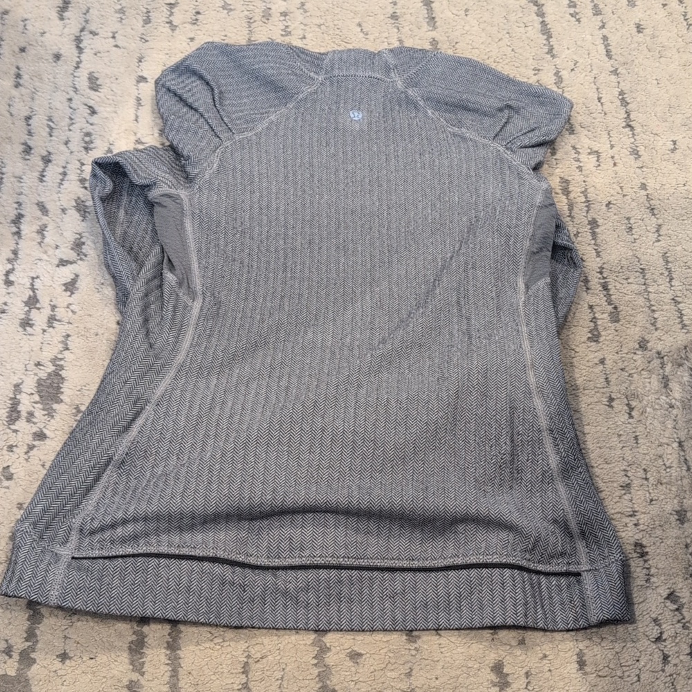 Lululemon Think Fast Long Sleeve Heathered Herringbone Silver Spoon Blk - Picture 9 of 11